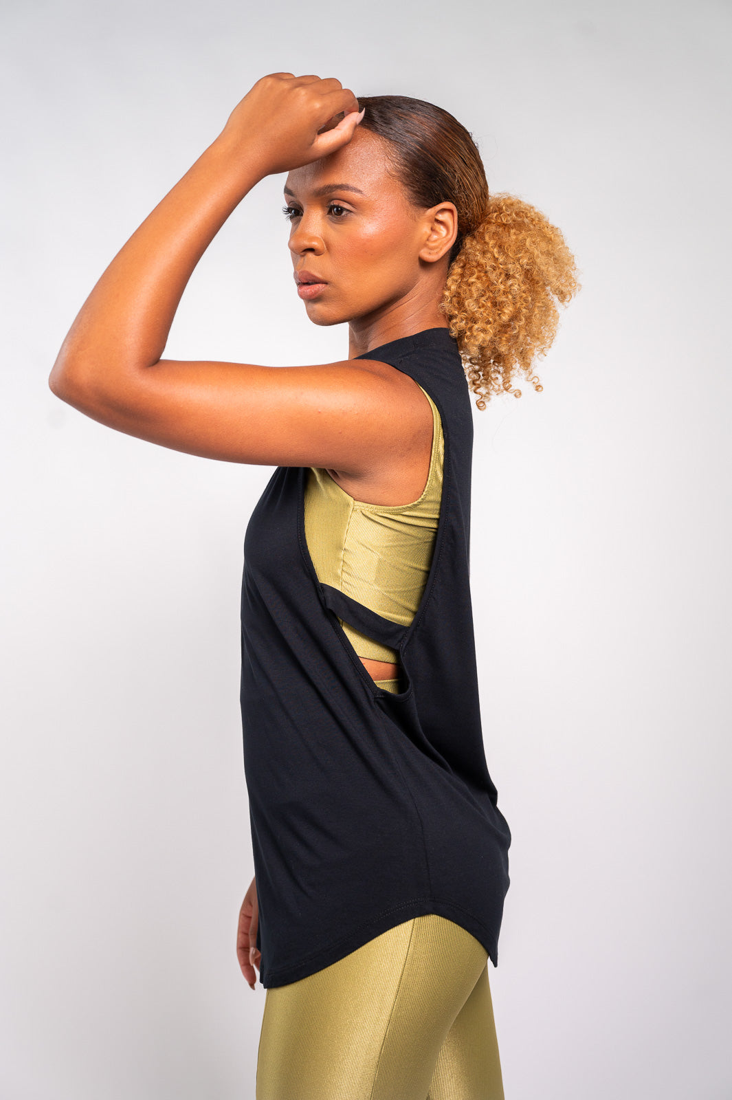 BLUSA CAVA GRANDE C/ TIRA PRETO