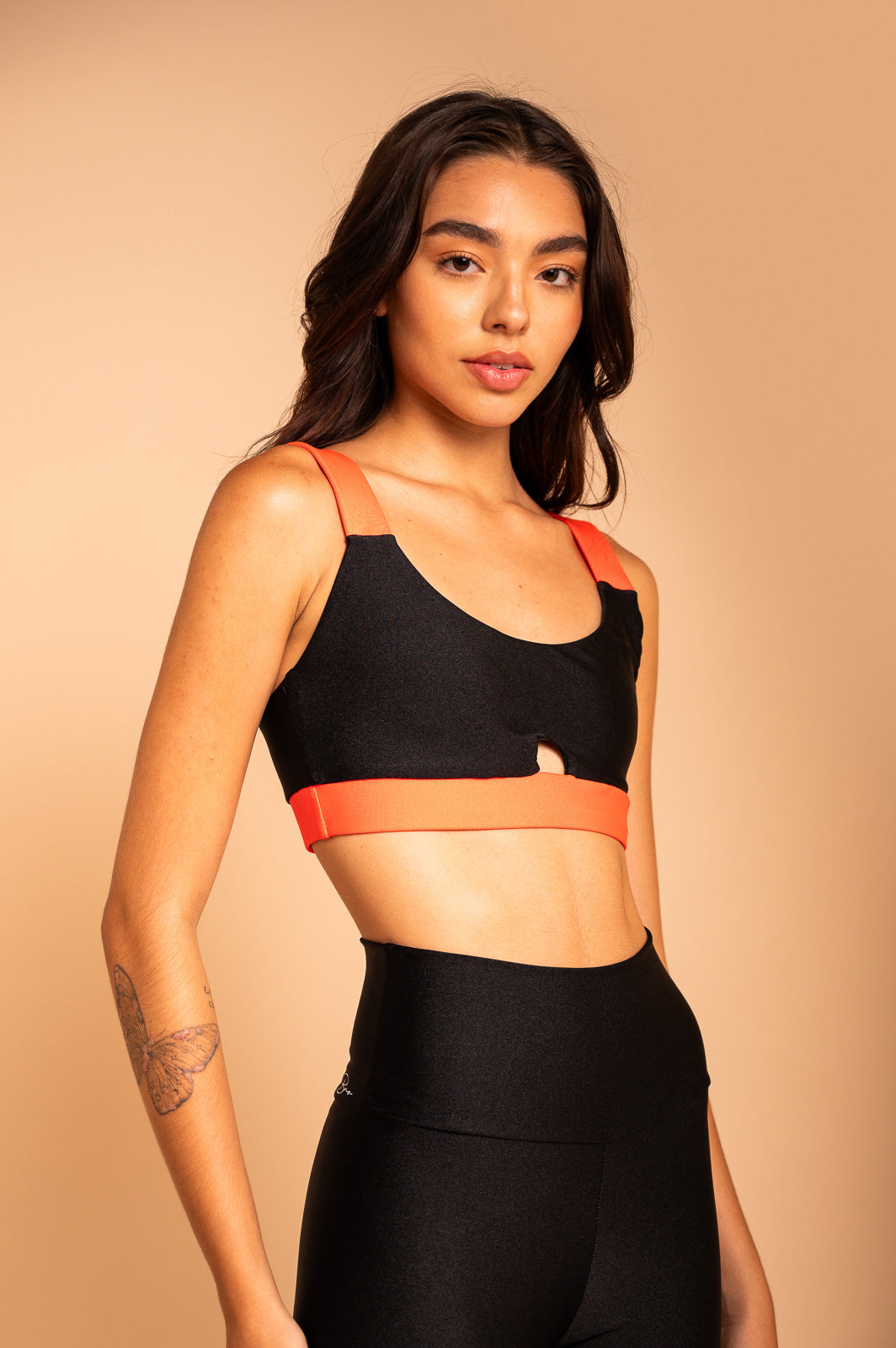 TOP BICOLOR GOTA FRENTE PRETO/ CORAL
