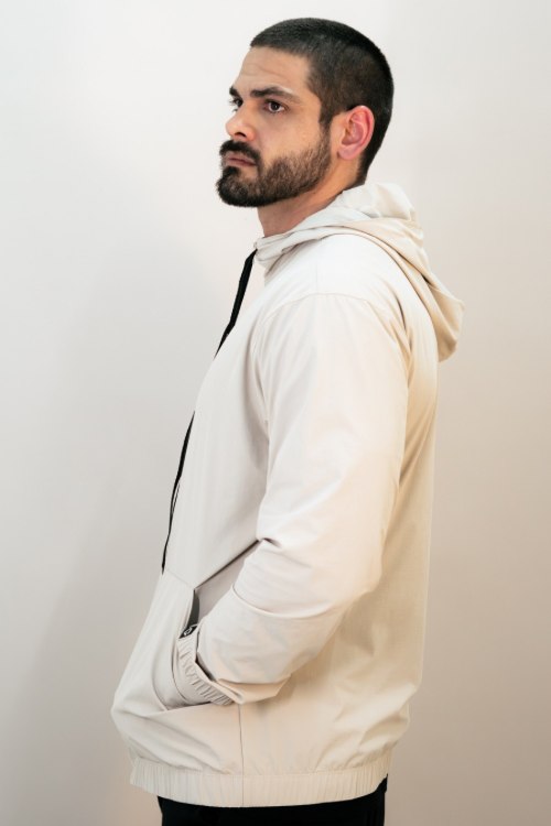 CASACO WINDBREAK C/ CAPUZ MASCULINO AREIA
