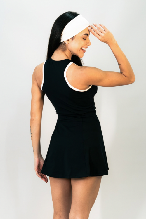 VESTIDO BEACH TÊNIS DECOTE E CAVA BICOLOR PRETO