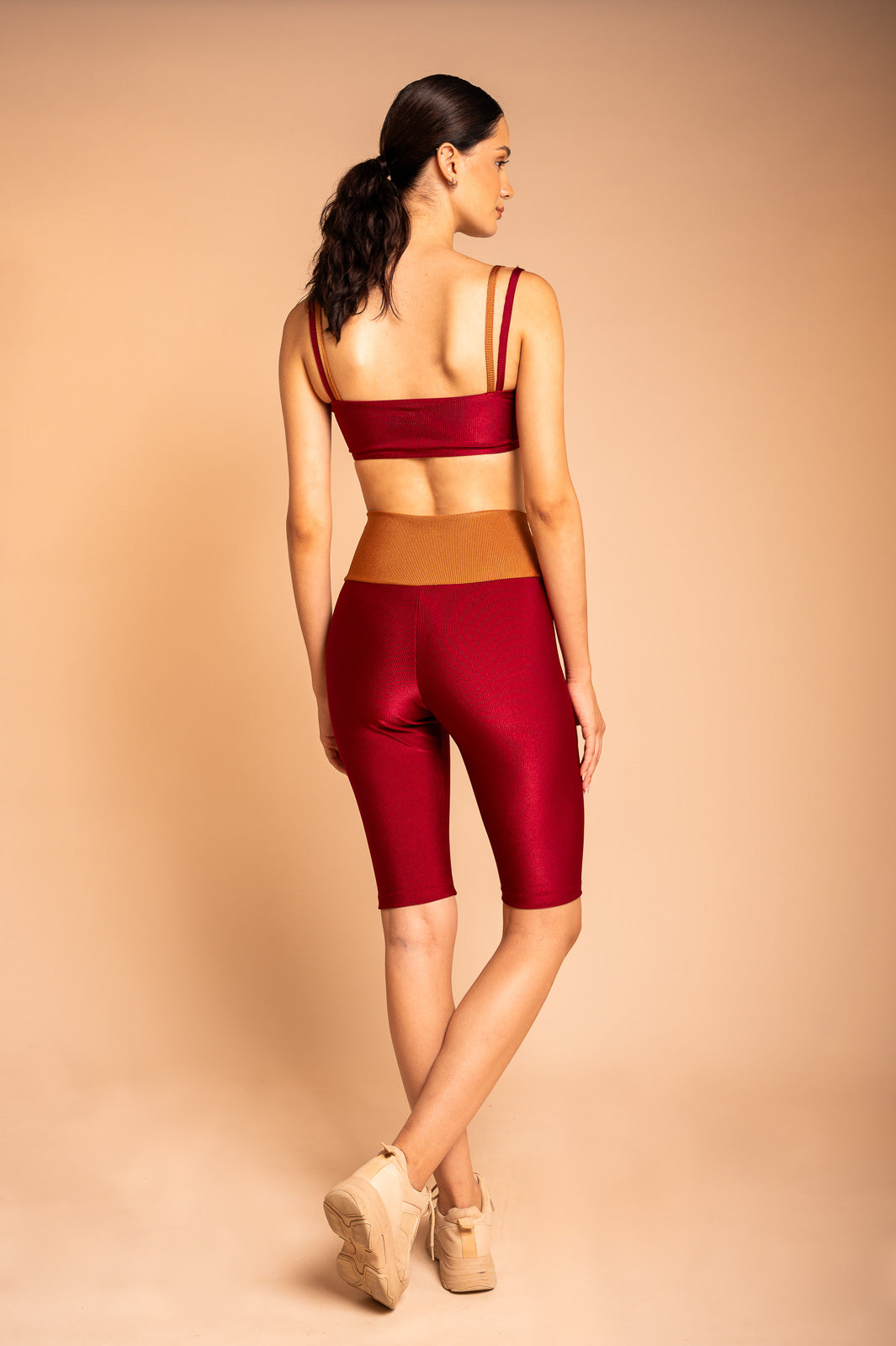 BERMUDA CICLISTA BICOLOR CARMIM/CONHAQUE