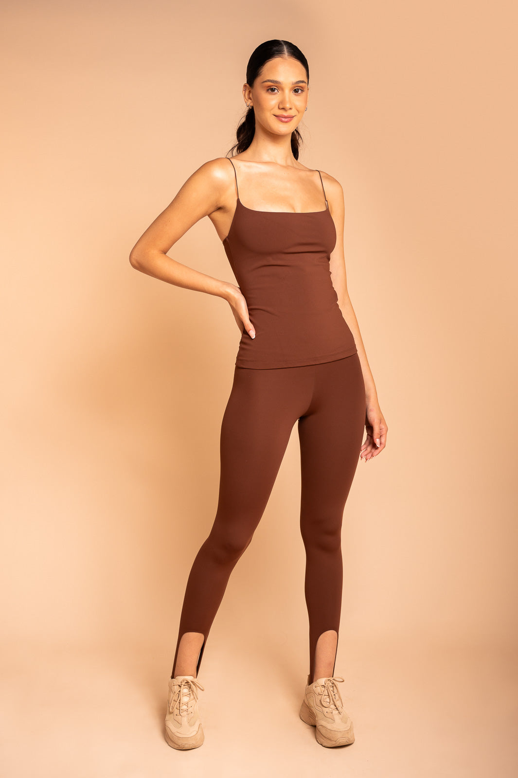 CAMISETA ALÇA FINA MARROM CAPPUCCINO