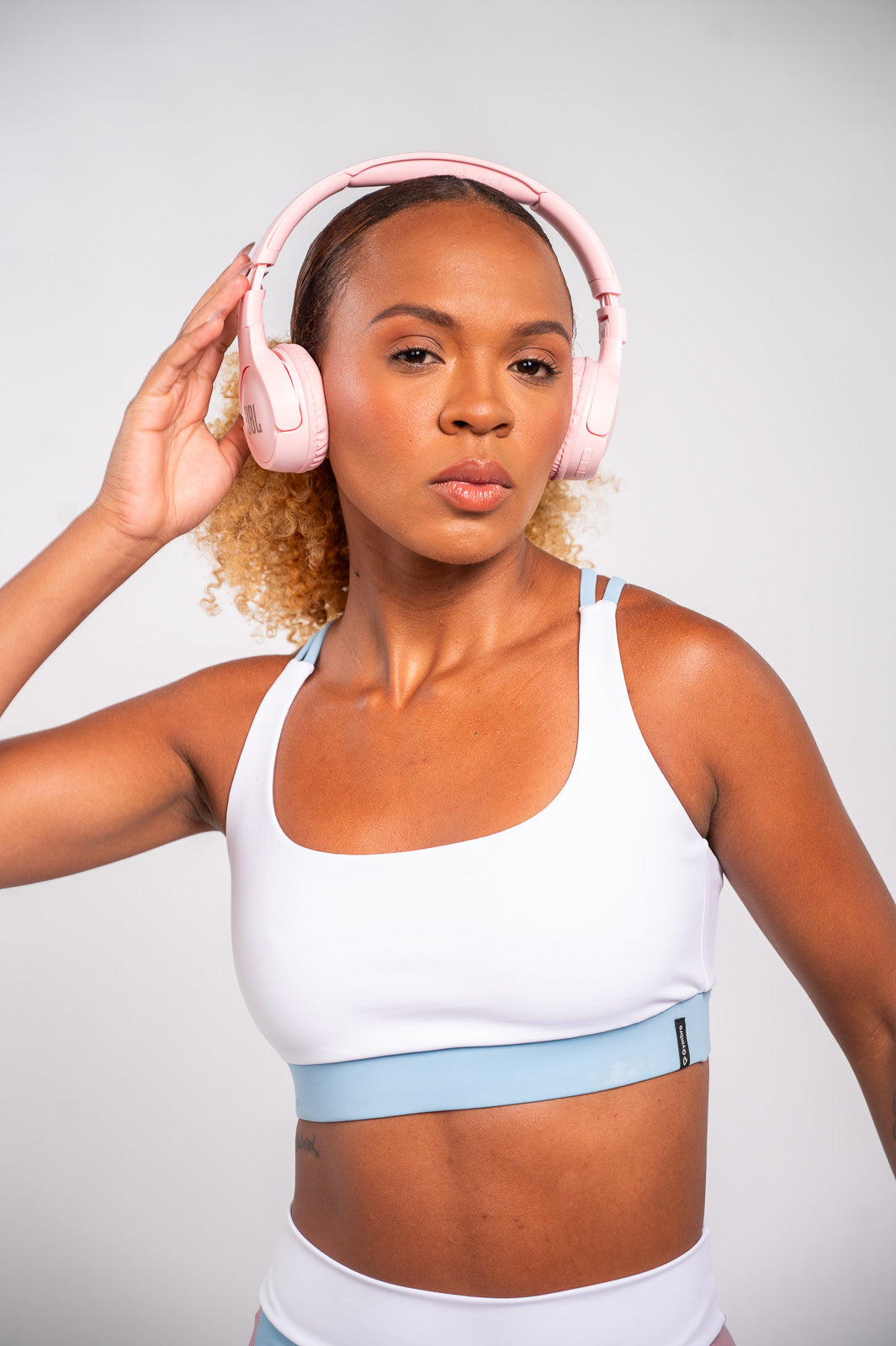 TOP BICOLOR ALÇAS CRUZADAS BRANCO/ AZUL