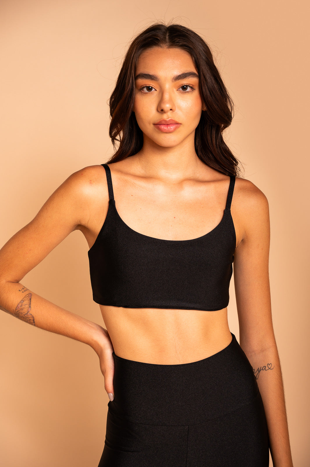 TOP BÁSICO ALÇA FINA PRETO