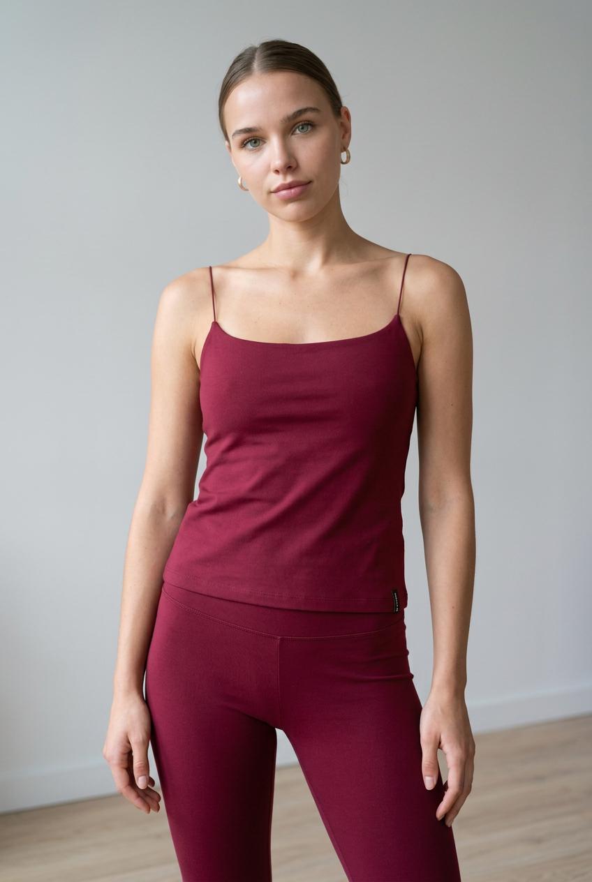 CAMISETA ALÇA FINA VINHO CARMIM