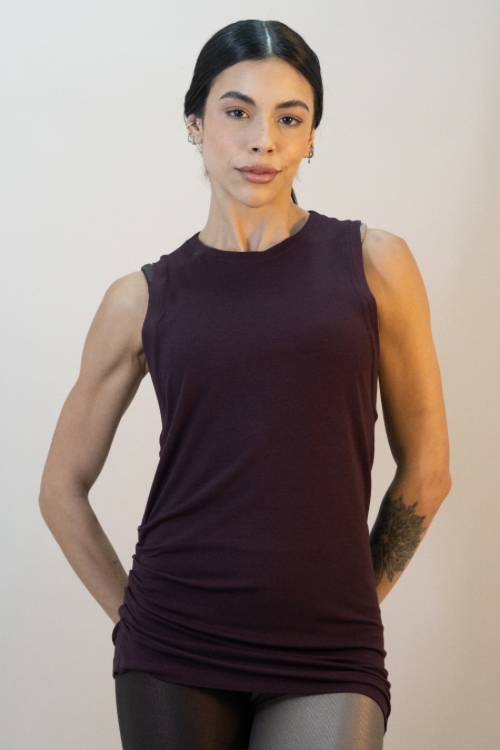 BLUSA LONGA COM PREGAS LATERAL BAROLO
